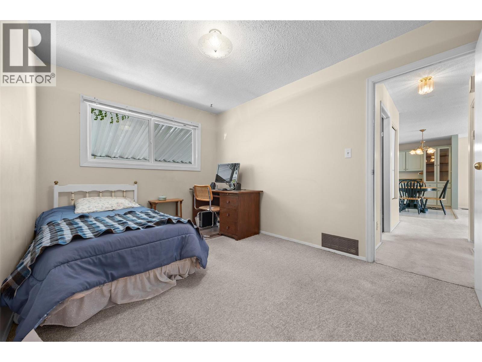  10212 Happy Valley Road, Summerland