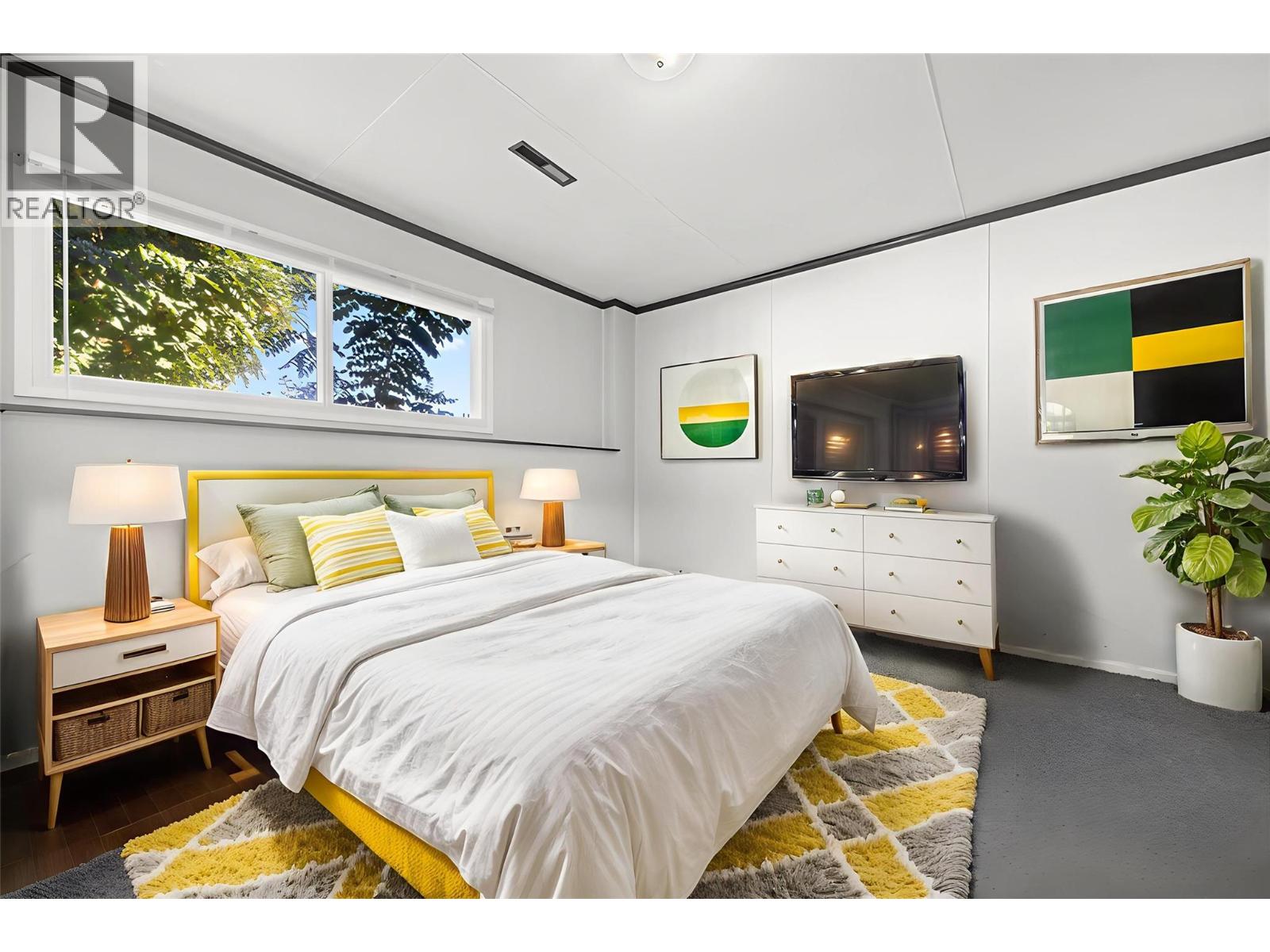  10212 Happy Valley Road, Summerland