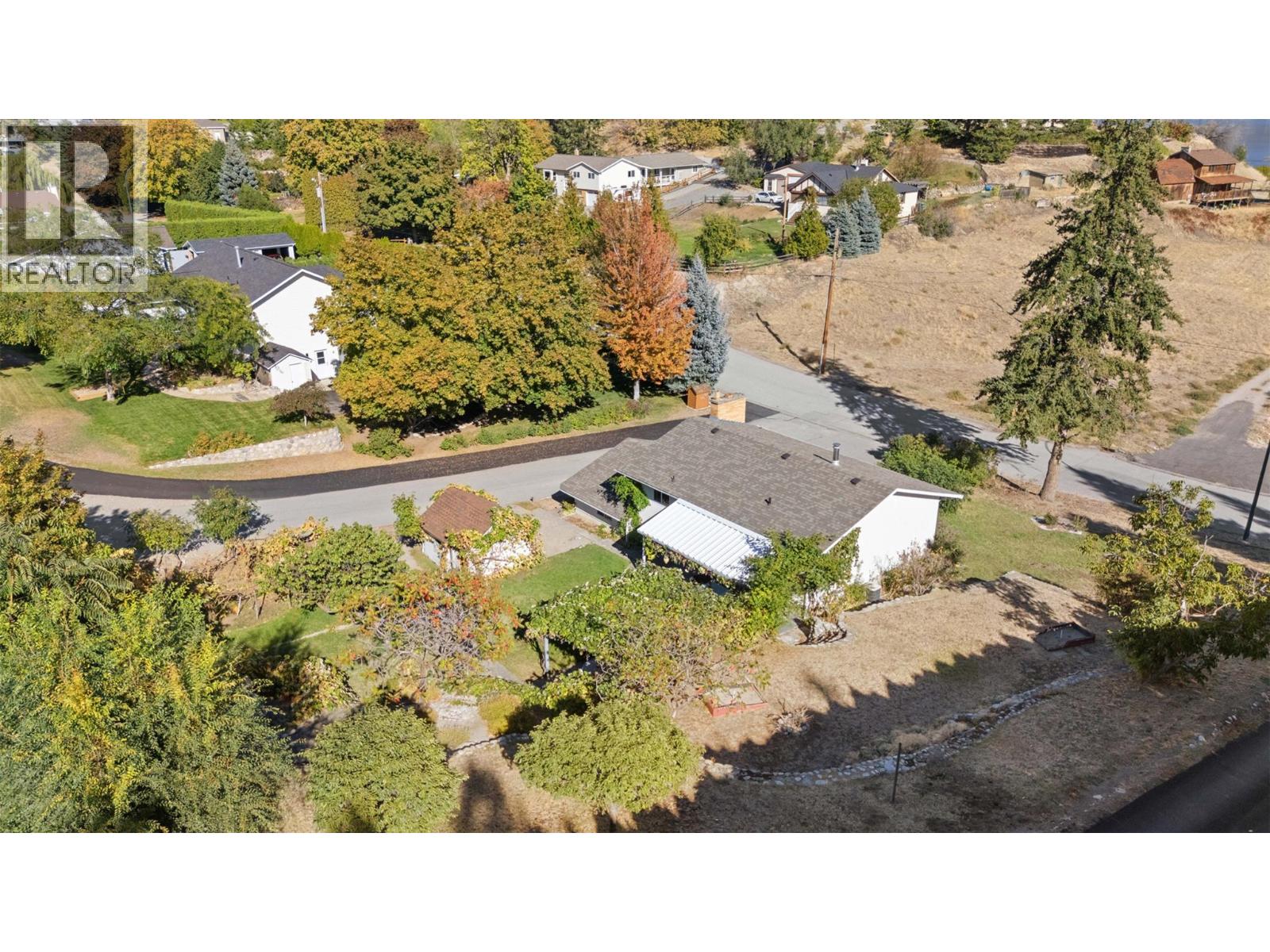  10212 Happy Valley Road, Summerland