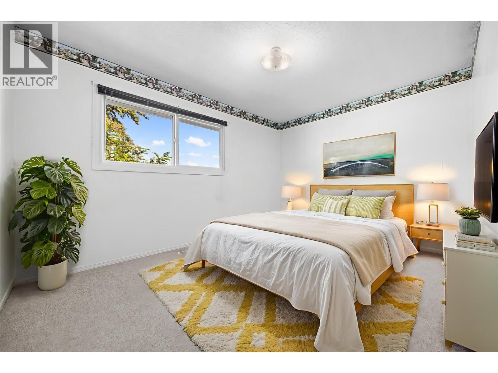  10212 Happy Valley Road, Summerland