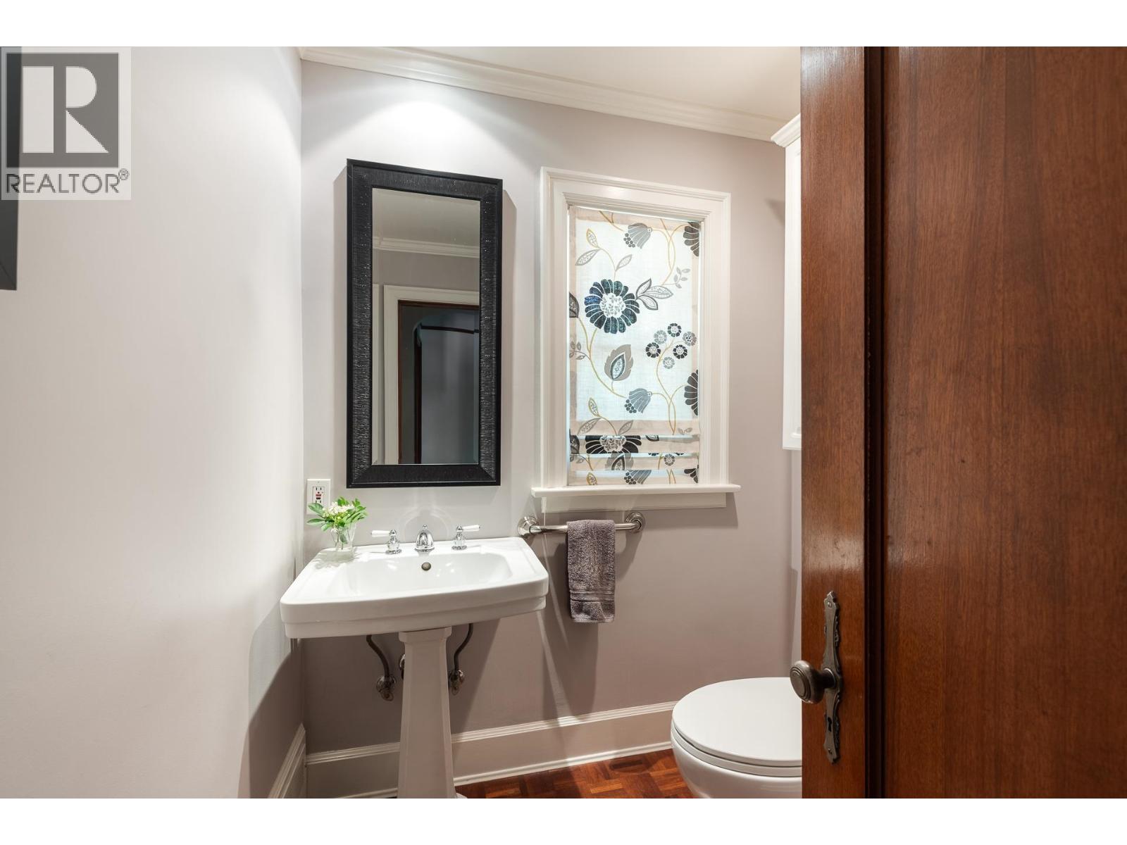 505 QUEENS AVENUE, New Westminster