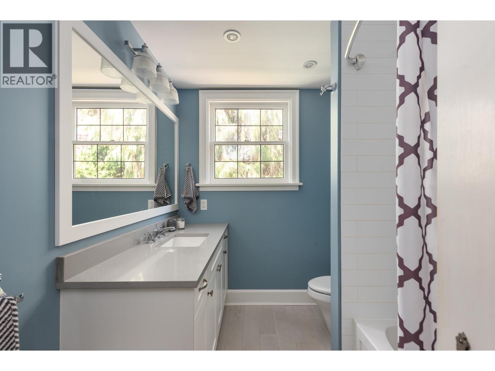 505 QUEENS AVENUE, New Westminster