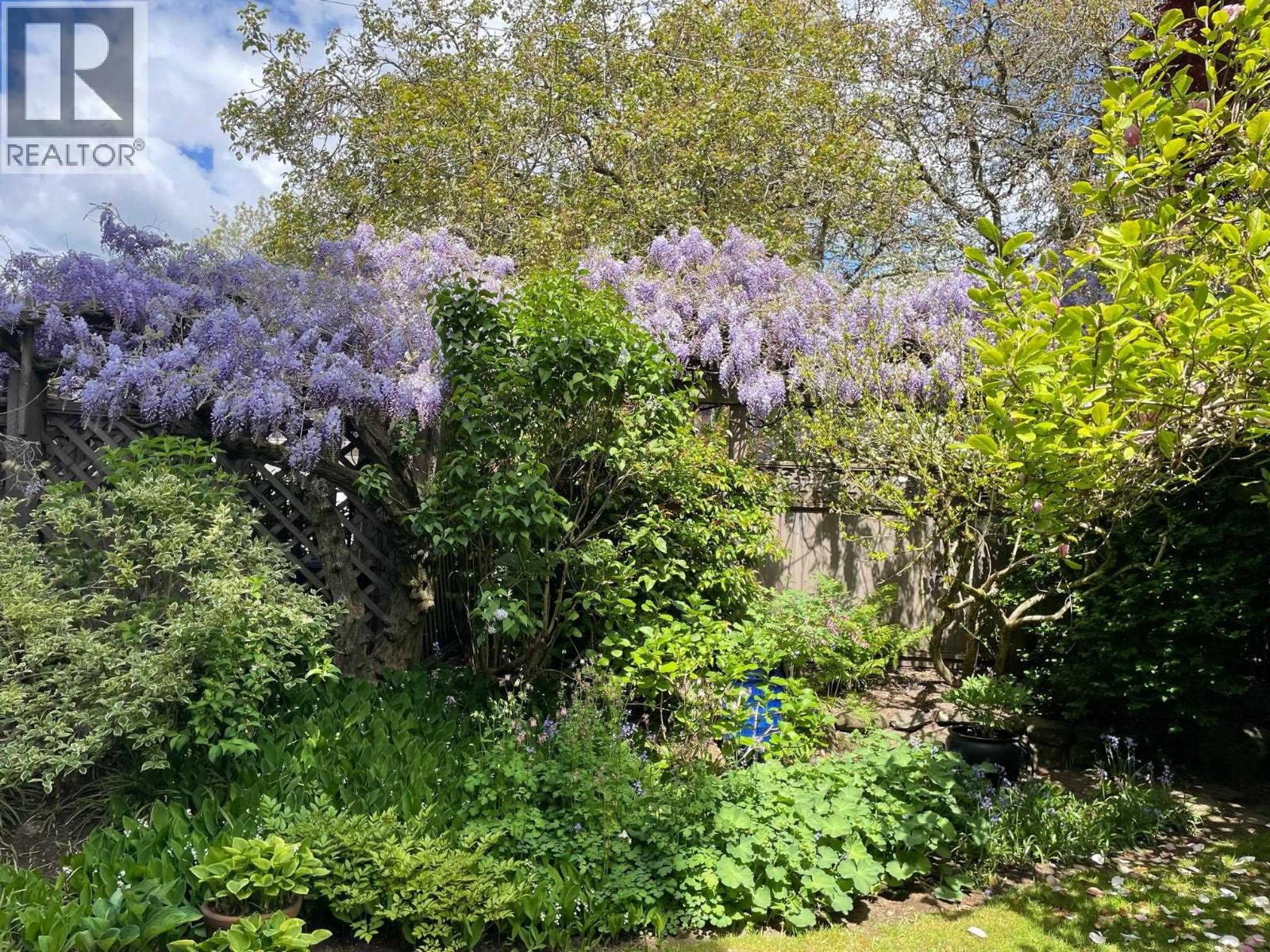 505 QUEENS AVENUE, New Westminster