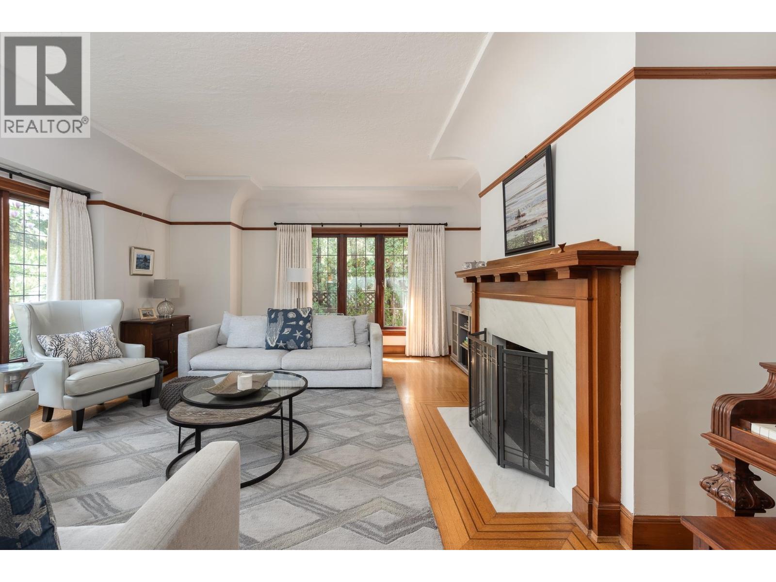 505 QUEENS AVENUE, New Westminster