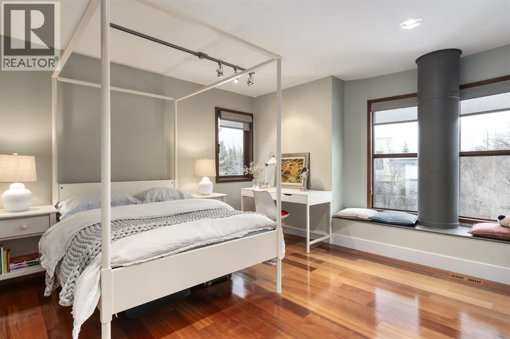 Single Family House for Sale in  Rideau Road SW Rideau Park Calgary 