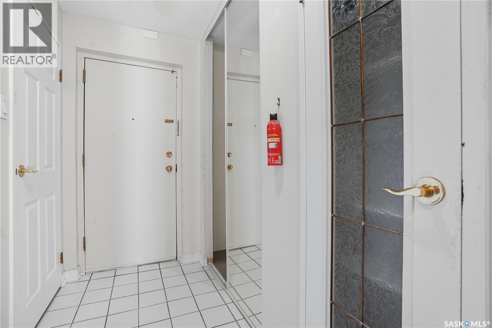 Single Family House High rise for Sale in   Gordon ROAD Regina 