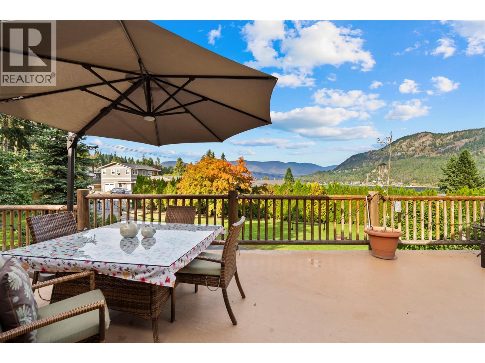 2462 Leisure Road, Blind Bay