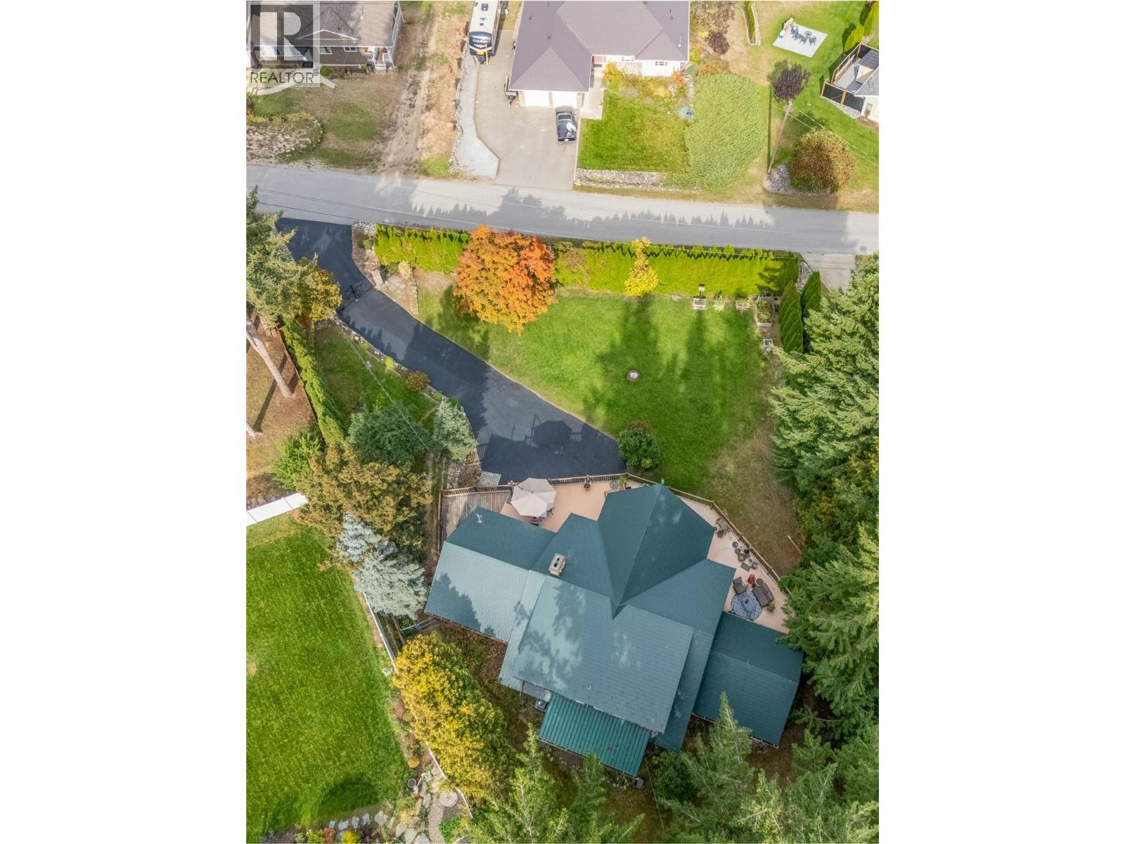 2462 Leisure Road, Blind Bay