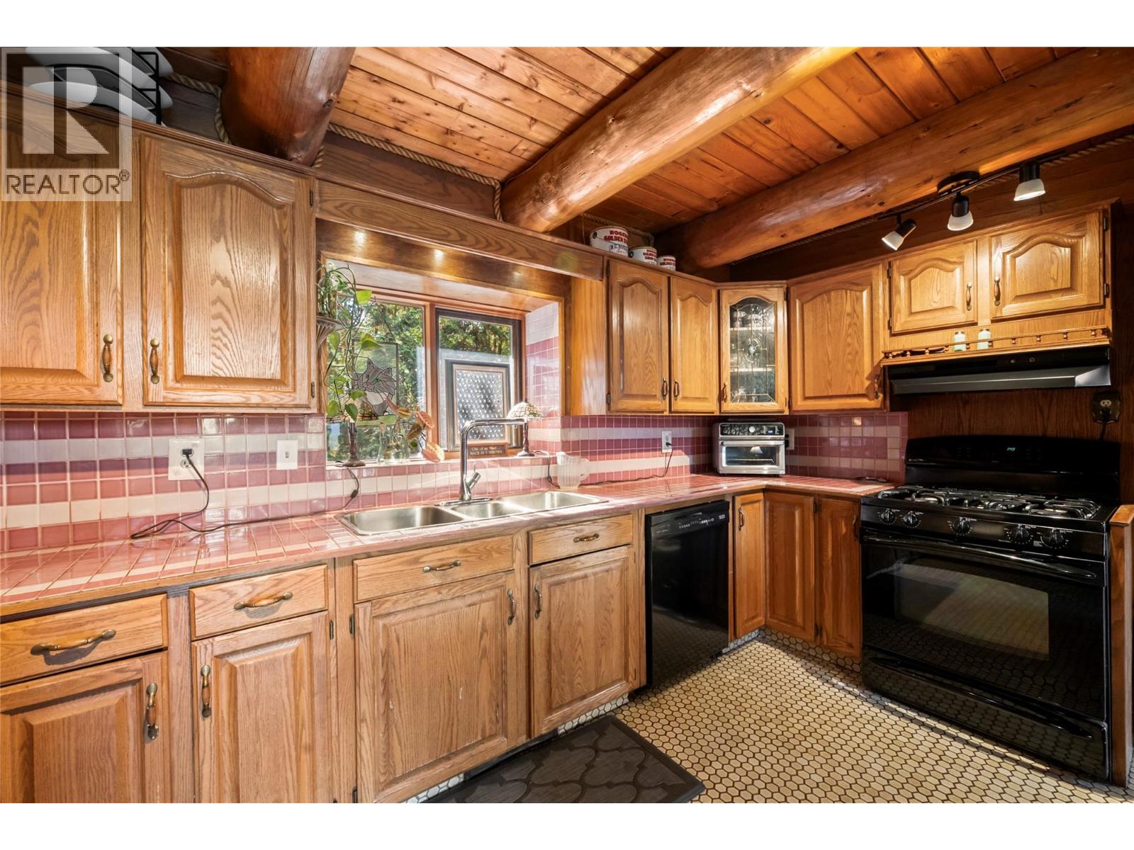 2462 Leisure Road - 43