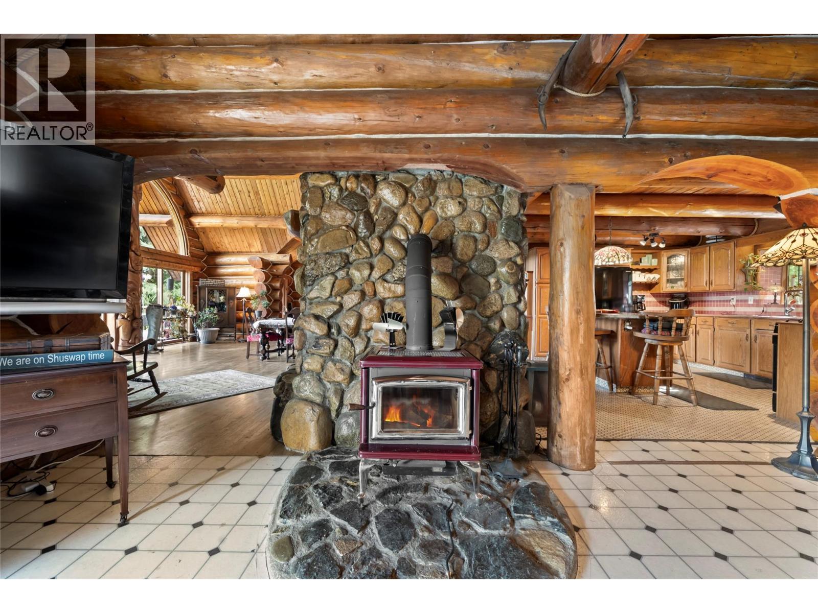 2462 Leisure Road - 48