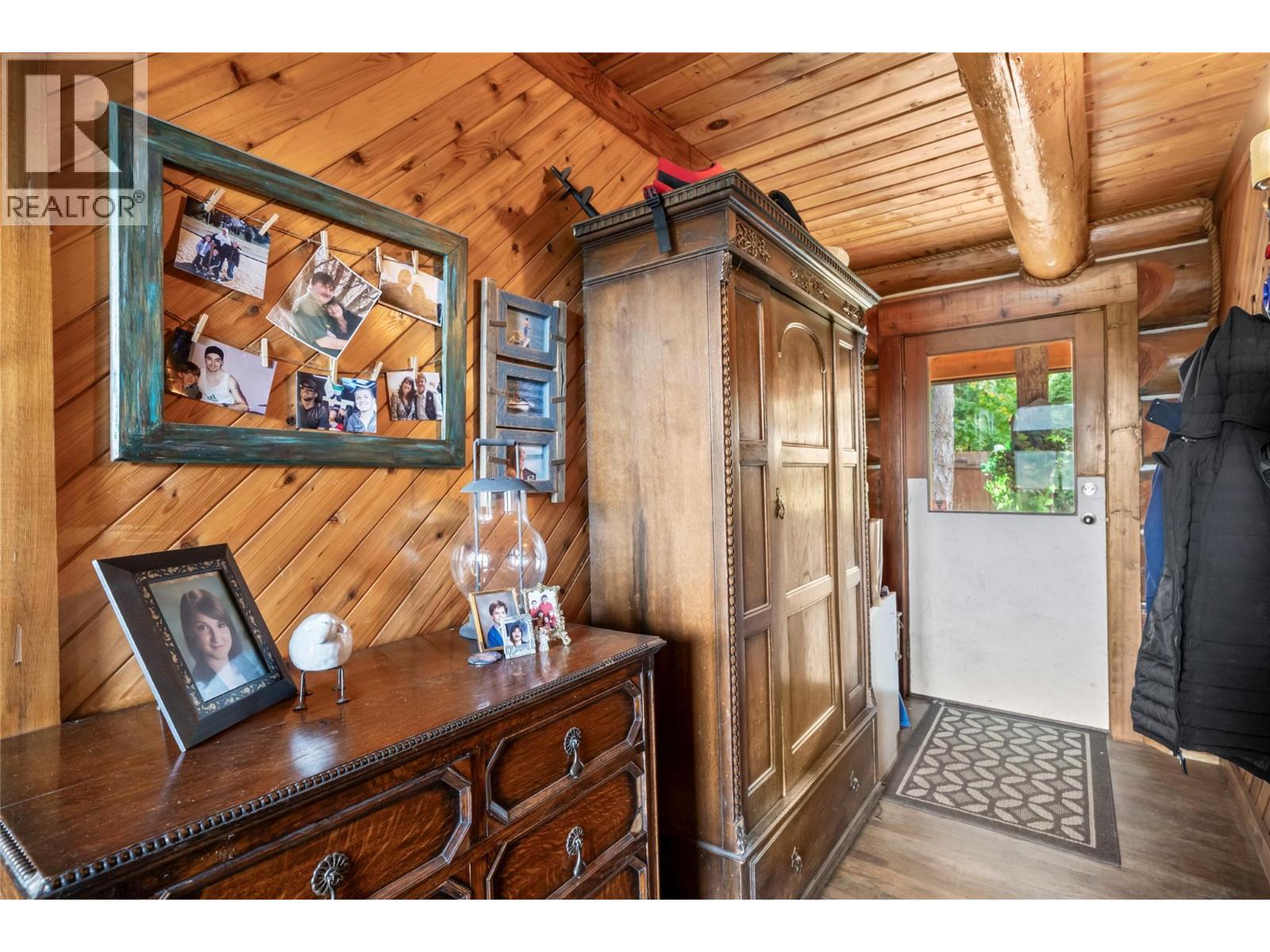 2462 Leisure Road, Blind Bay