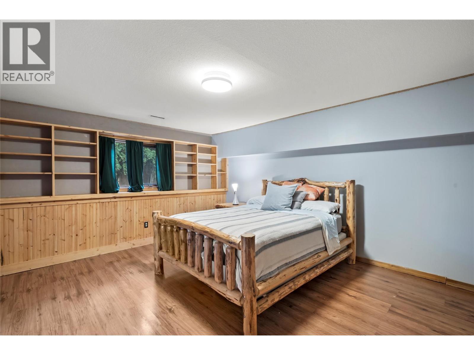 2462 Leisure Road - 74