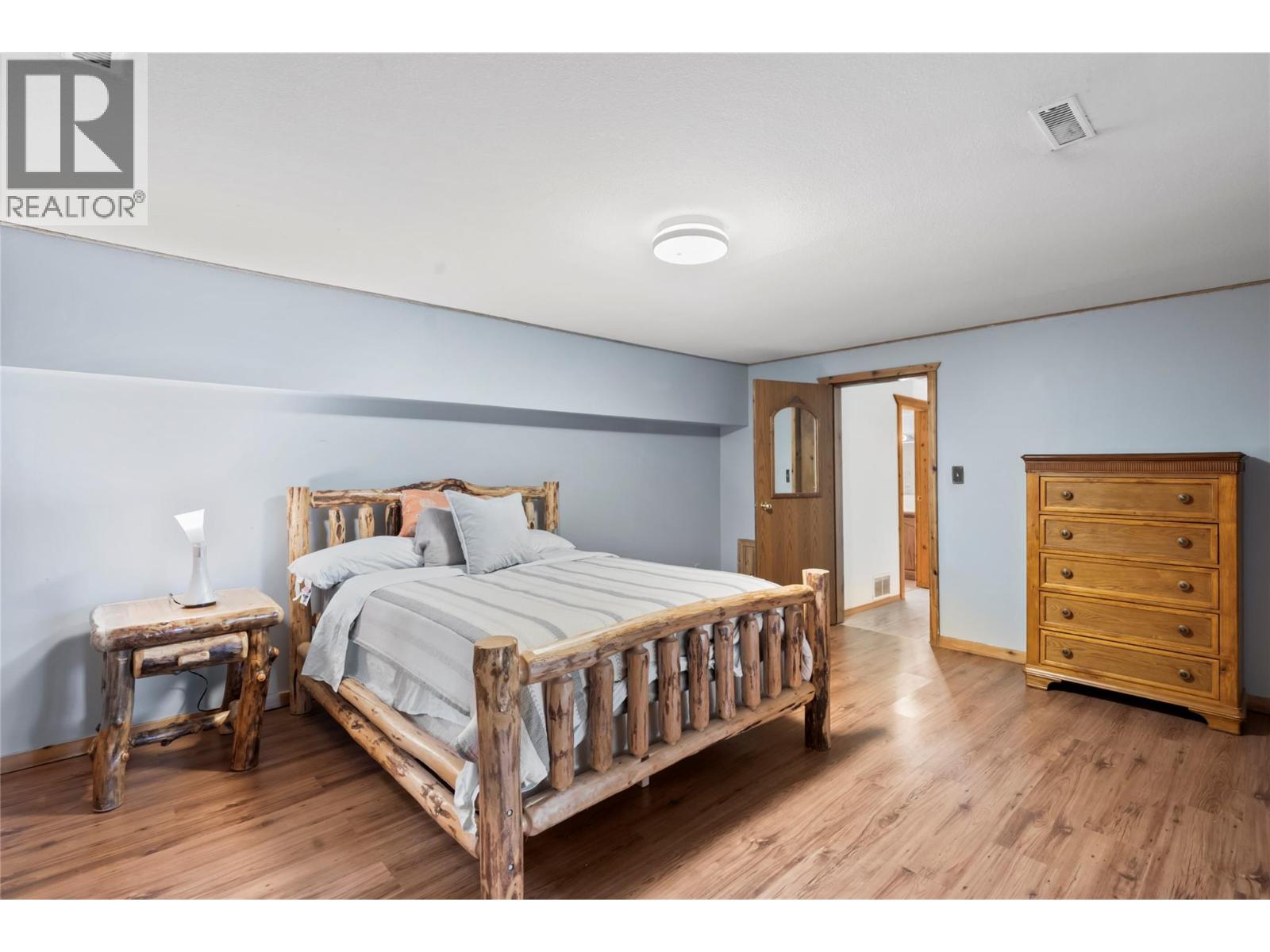 2462 Leisure Road, Blind Bay