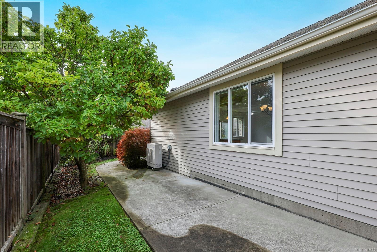 10 730 Aspen Rd, Comox