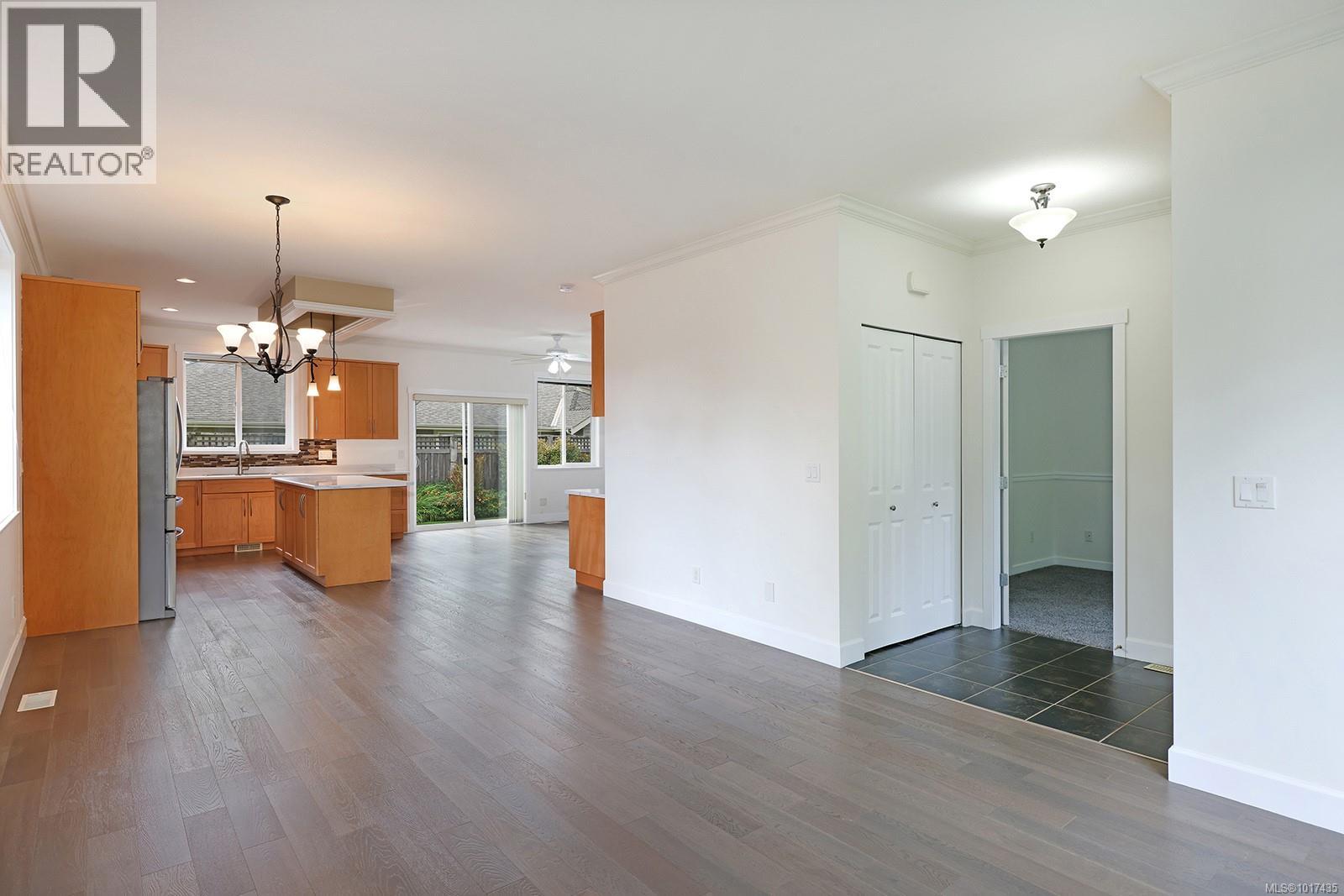 10 730 Aspen Rd, Comox