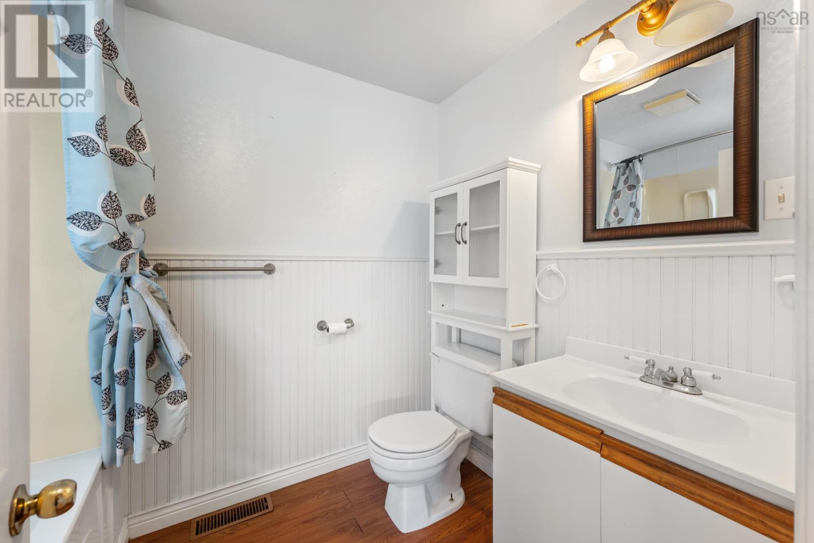 Property 11 of 39 of 4405 Highway 217