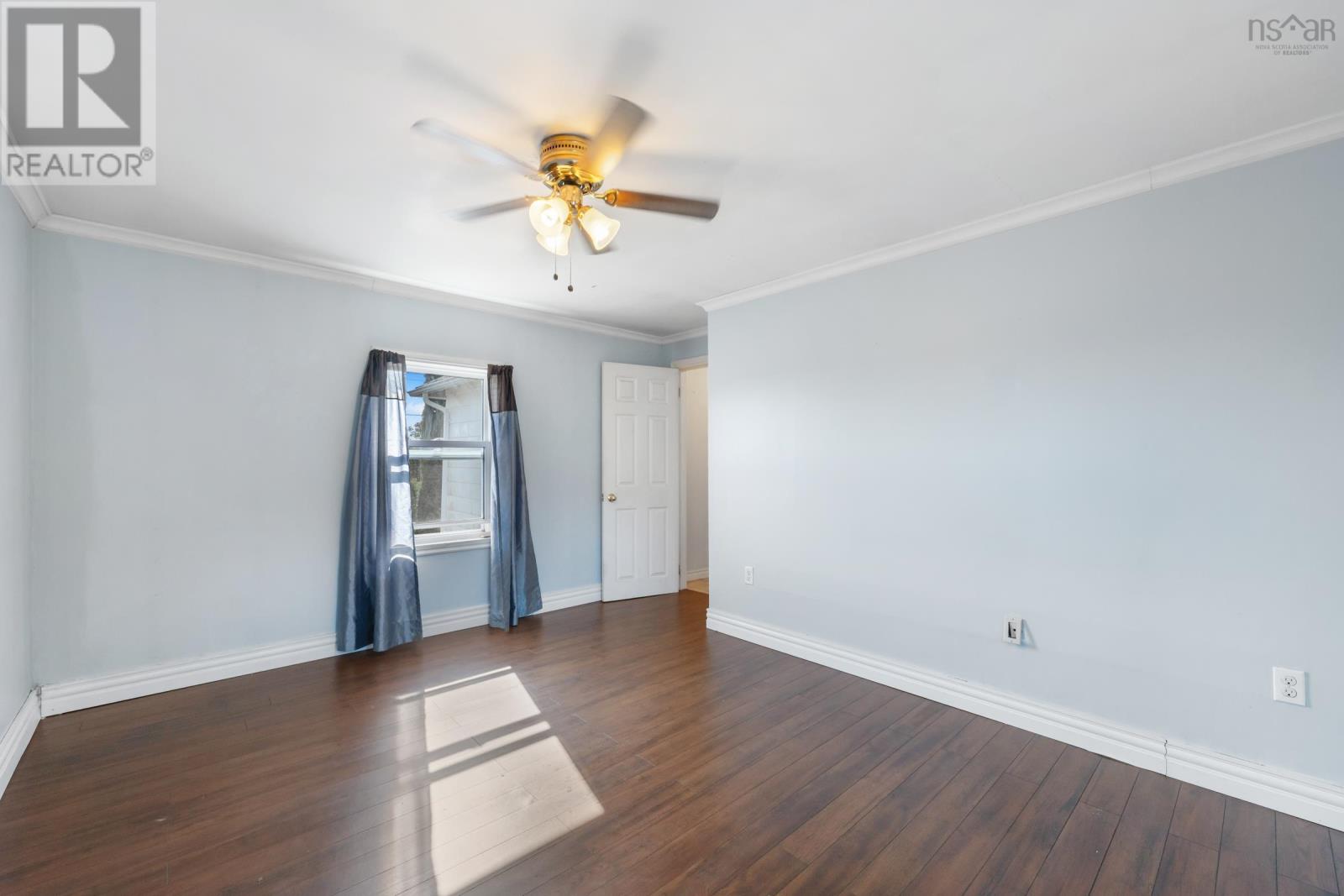 Property 14 of 39 of 4405 Highway 217