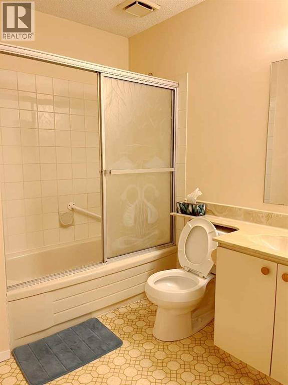 Single Family House for Sale in  Millrise Lane SW Millrise Calgary 