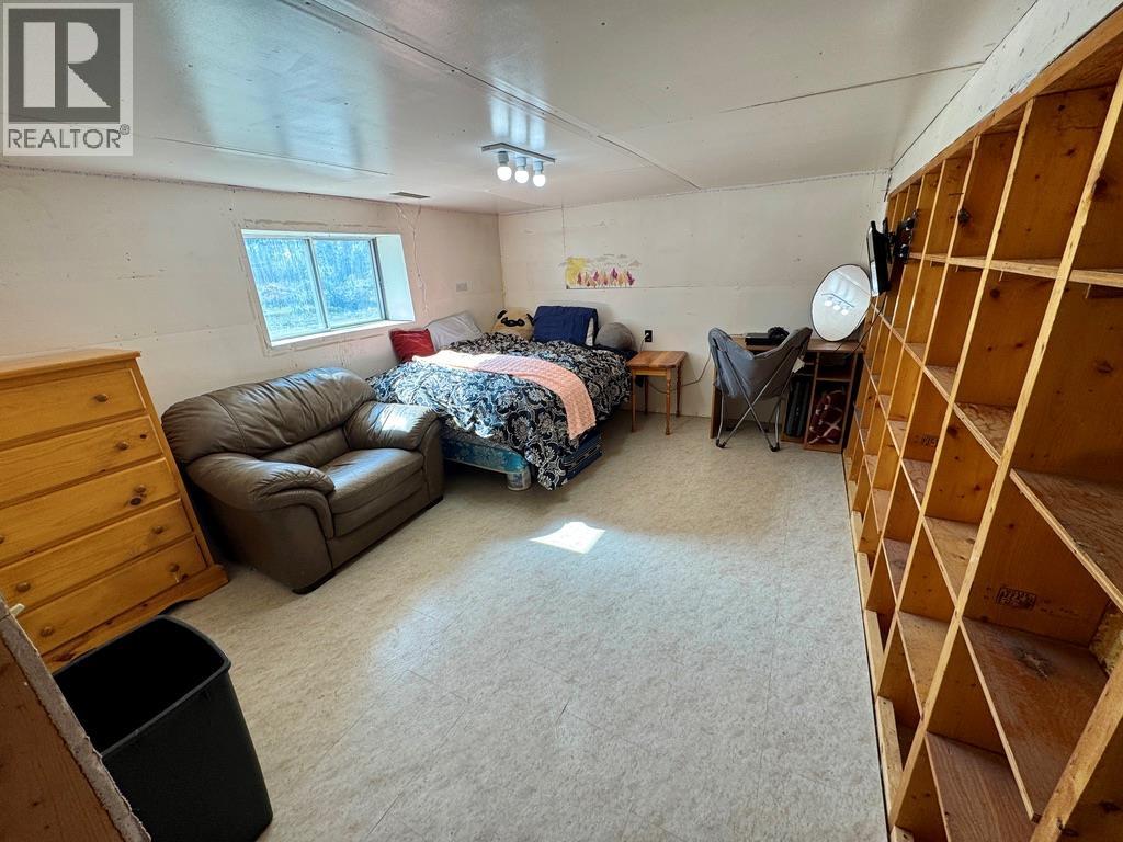 12705 Hwy 52 N, Dawson Creek