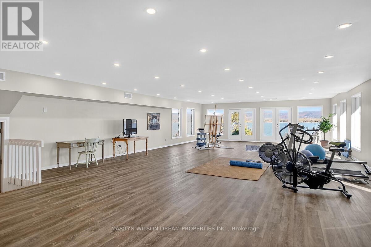 2998 BARLOW CRESCENT - 42