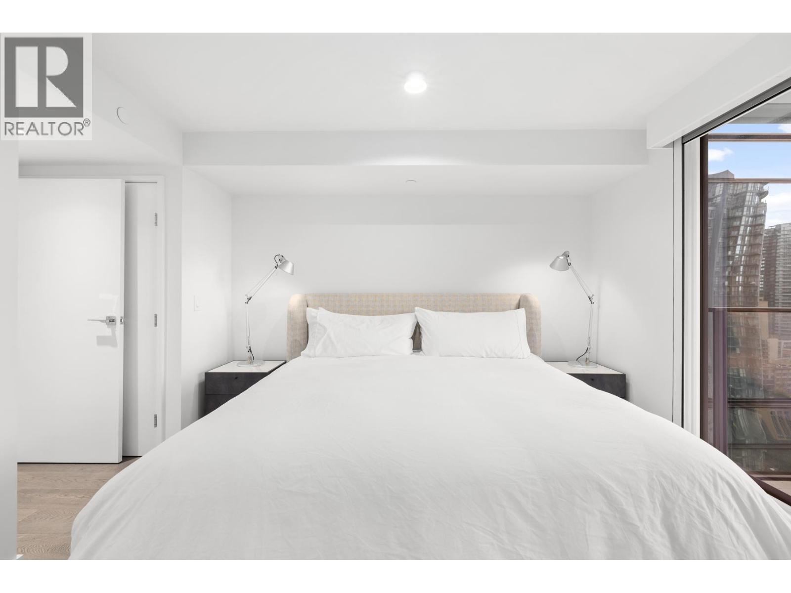2208 1111 RICHARDS STREET, Vancouver
