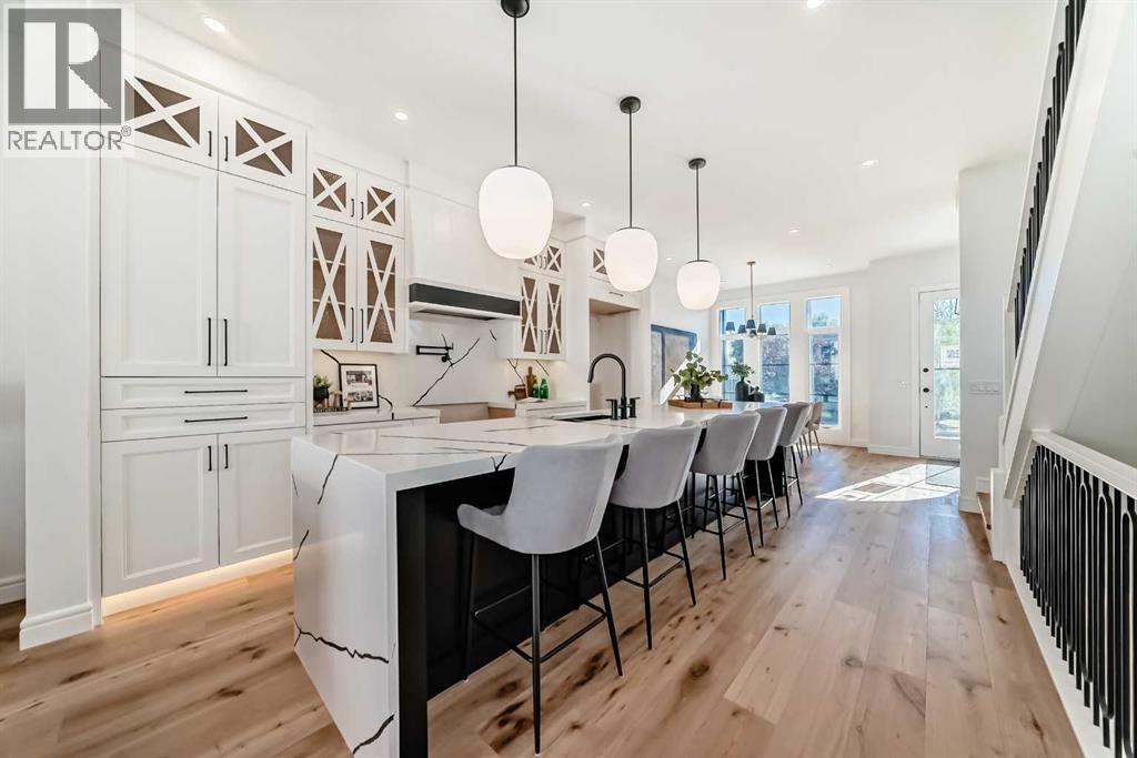 Single Family House for Sale in   Avenue SW Altadore Calgary 