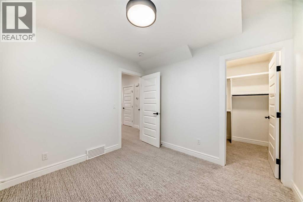 Single Family House for Sale in   Avenue SW Altadore Calgary 