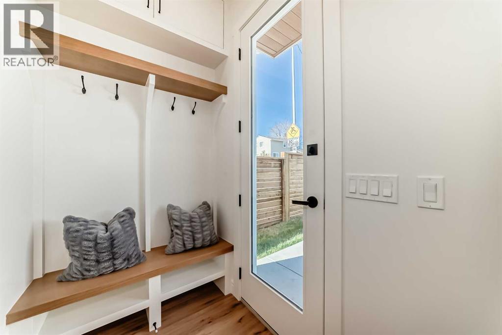 Single Family House for Sale in   Avenue SW Altadore Calgary 