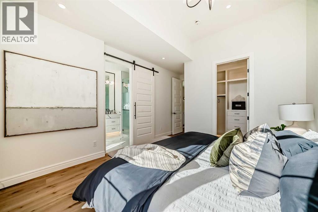 Single Family House for Sale in   Avenue SW Altadore Calgary 