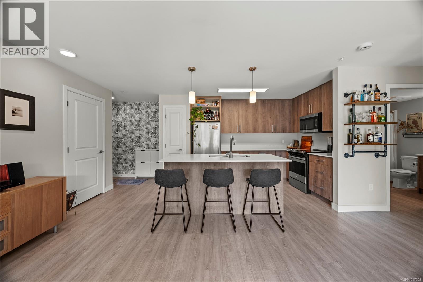 202 100 Presley Place, View Royal