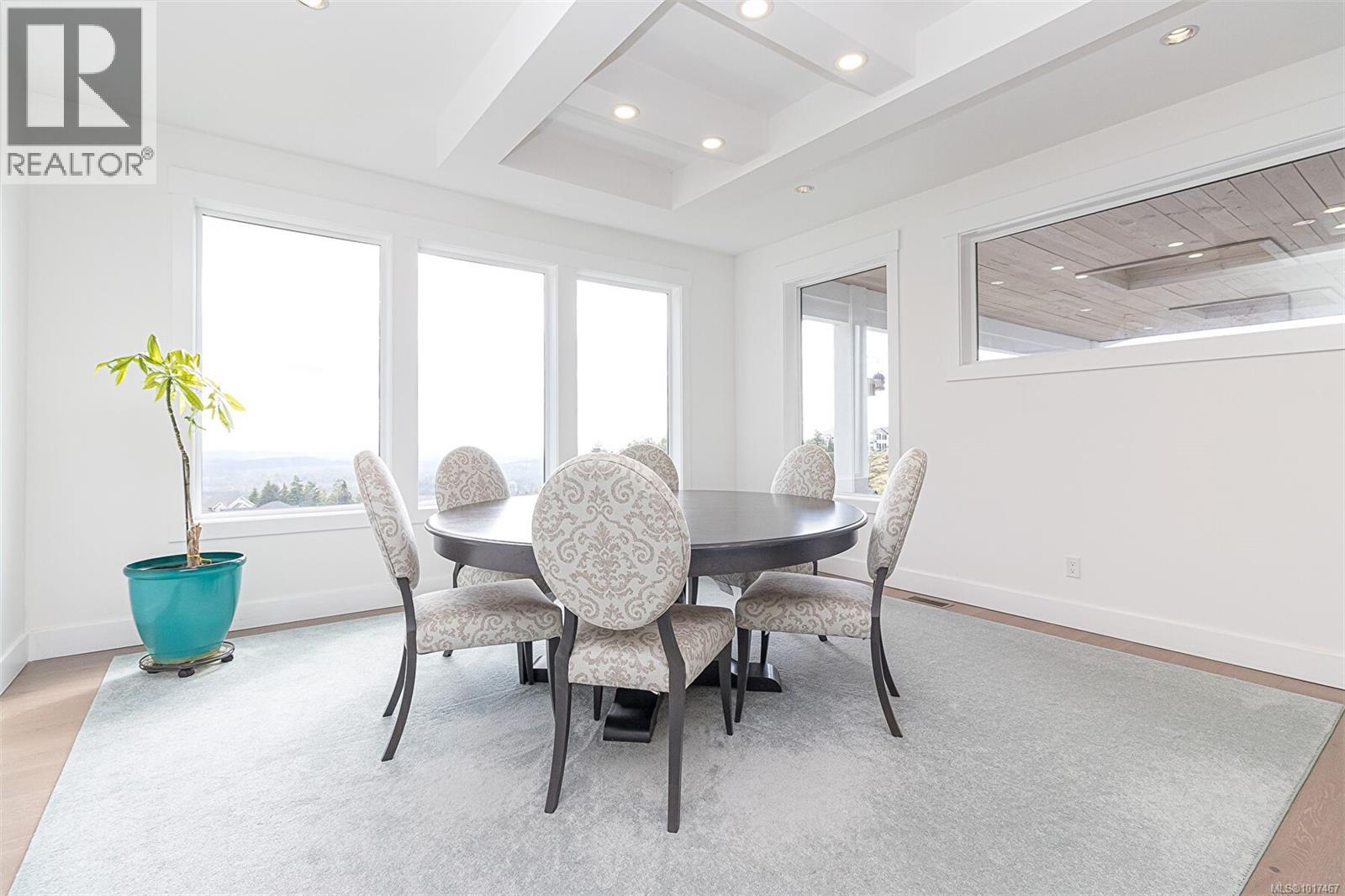  2267 Nicklaus Drive, Langford