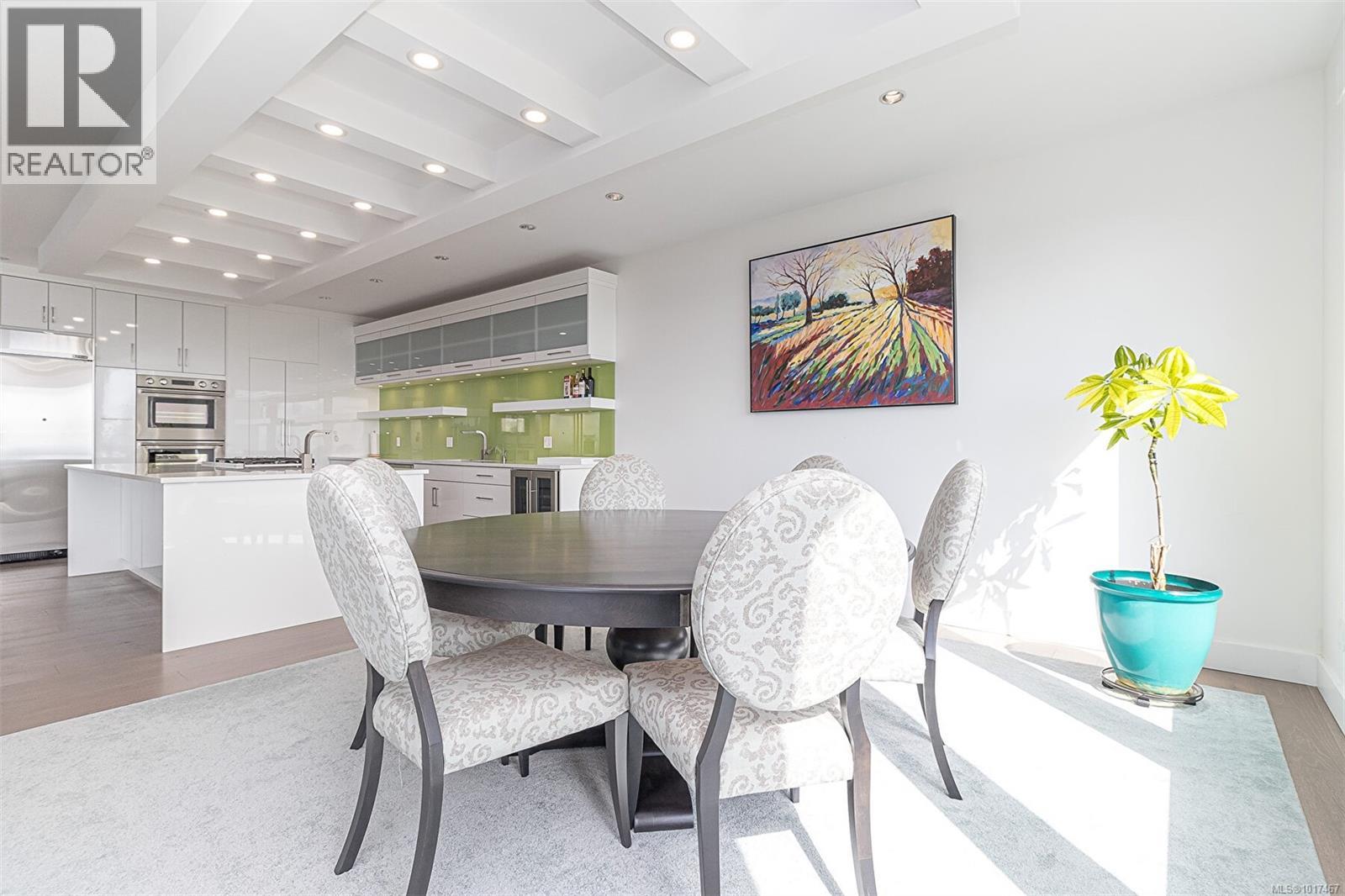  2267 Nicklaus Drive, Langford