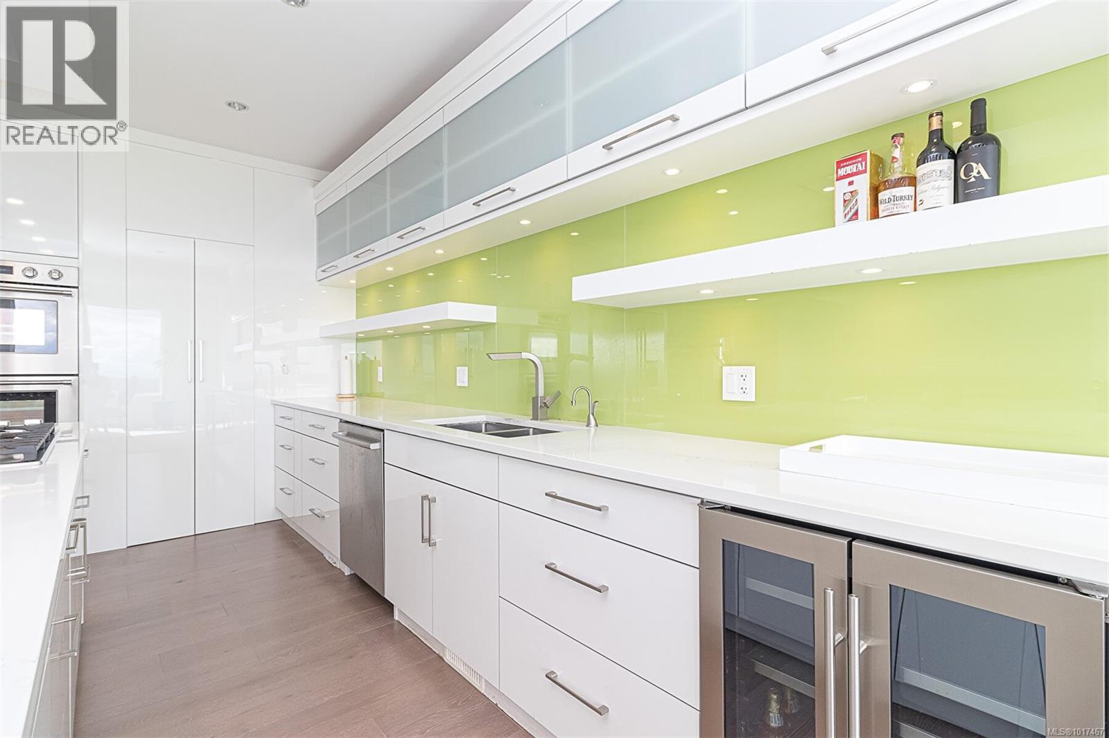  2267 Nicklaus Drive, Langford