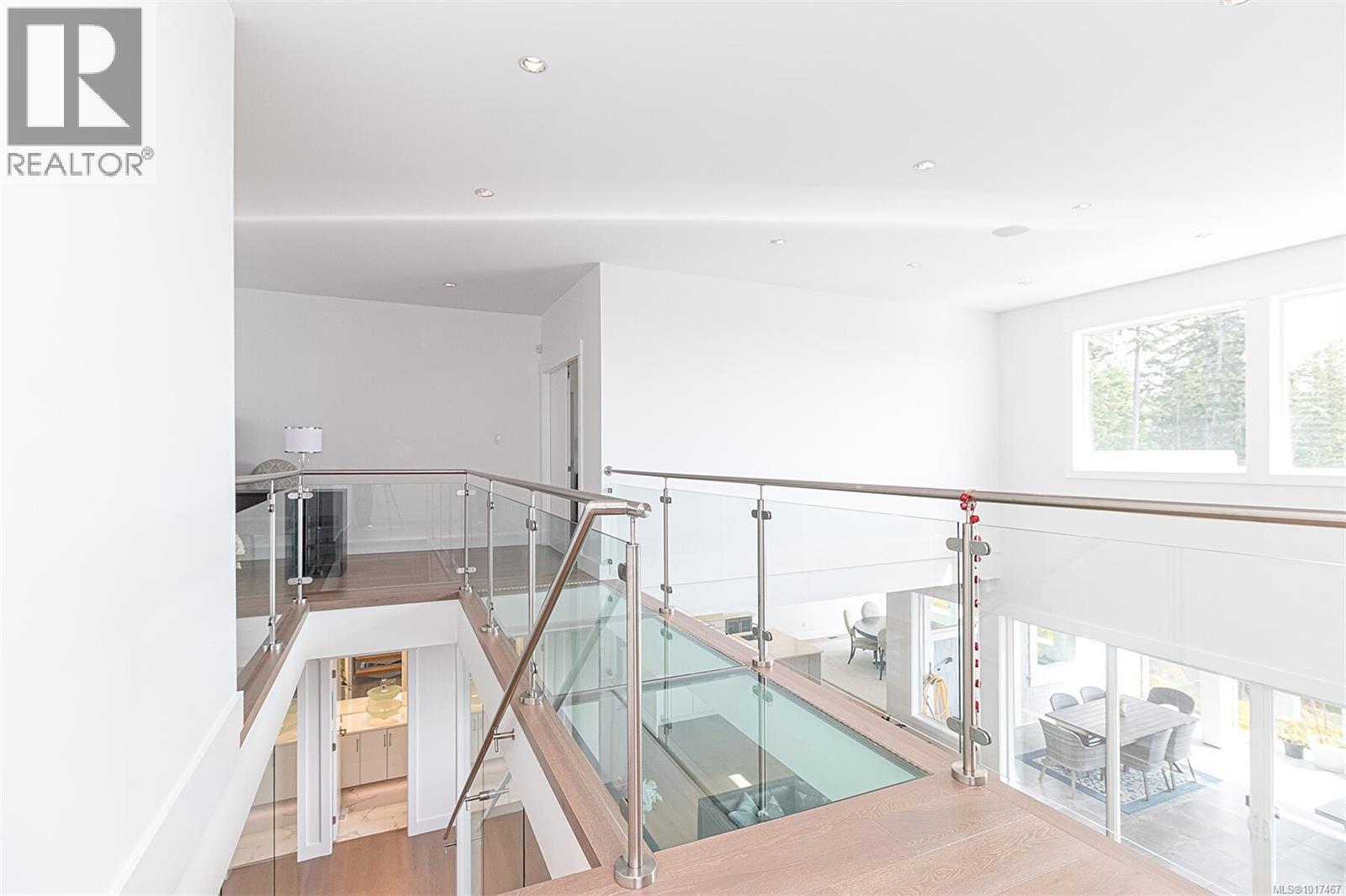  2267 Nicklaus Drive, Langford