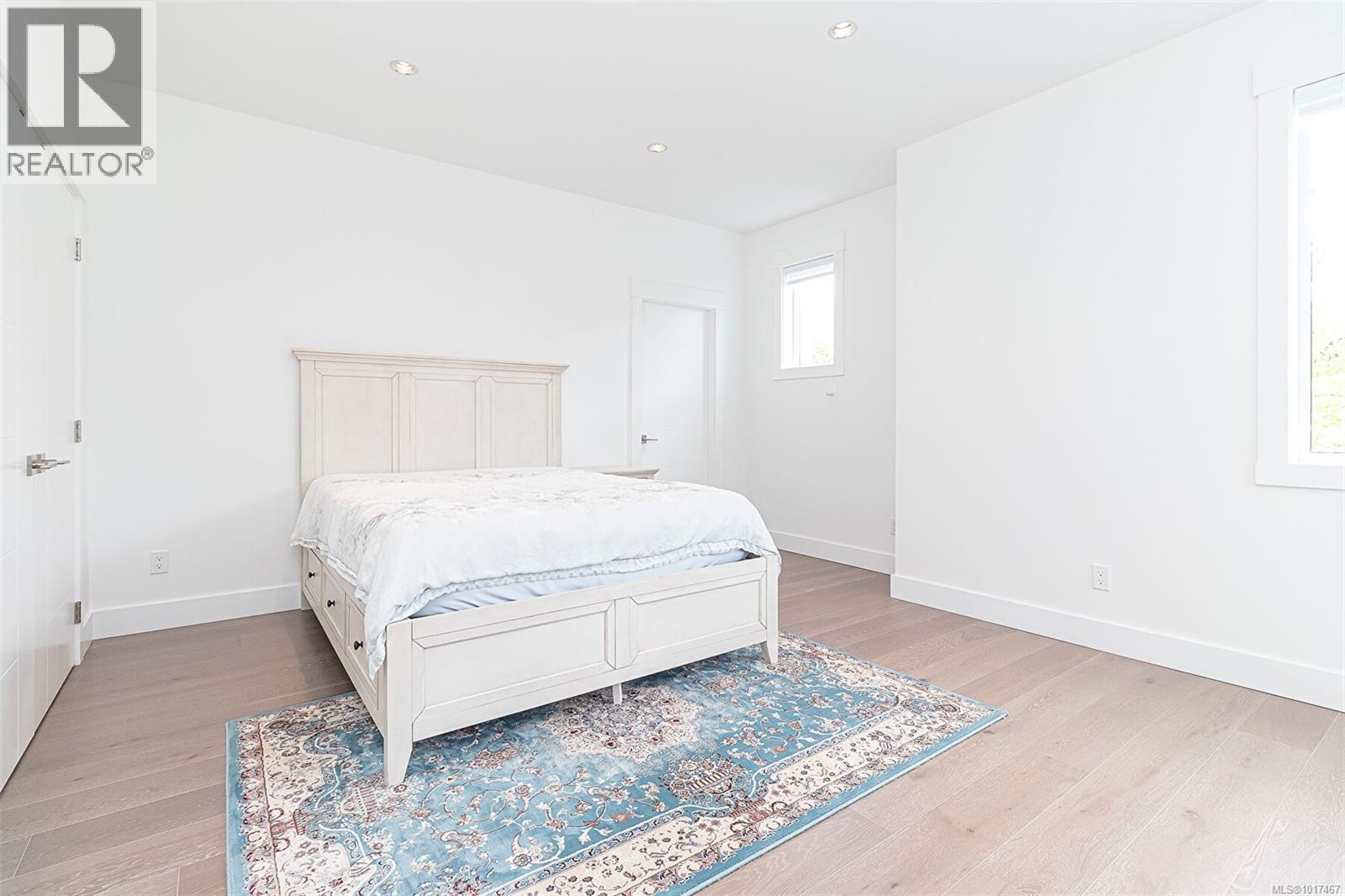  2267 Nicklaus Drive, Langford