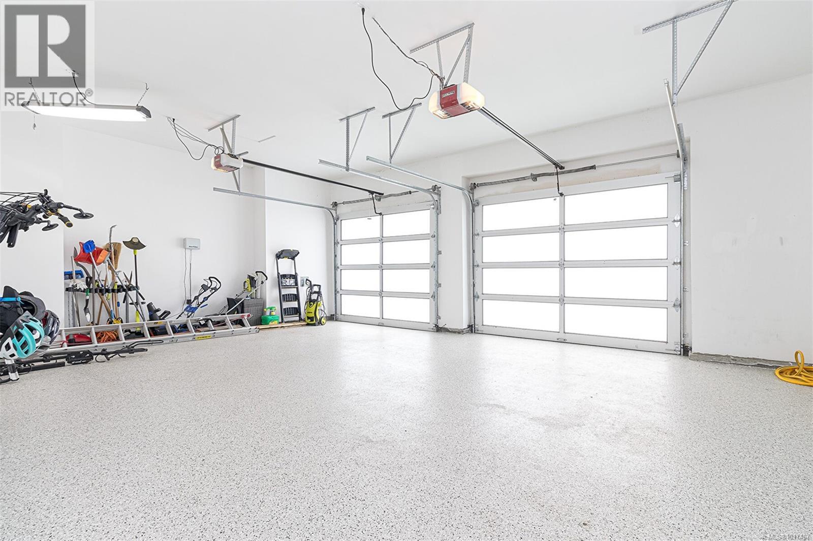  2267 Nicklaus Drive, Langford