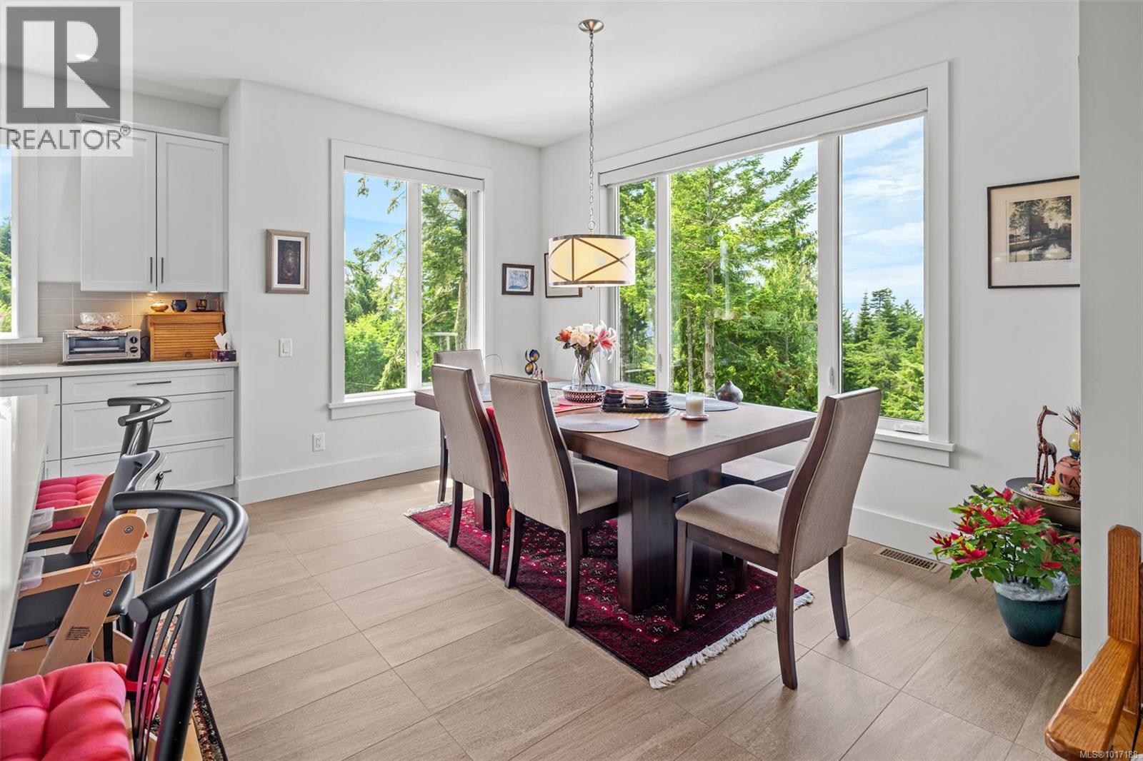  1210 Starlight Grove, Sooke