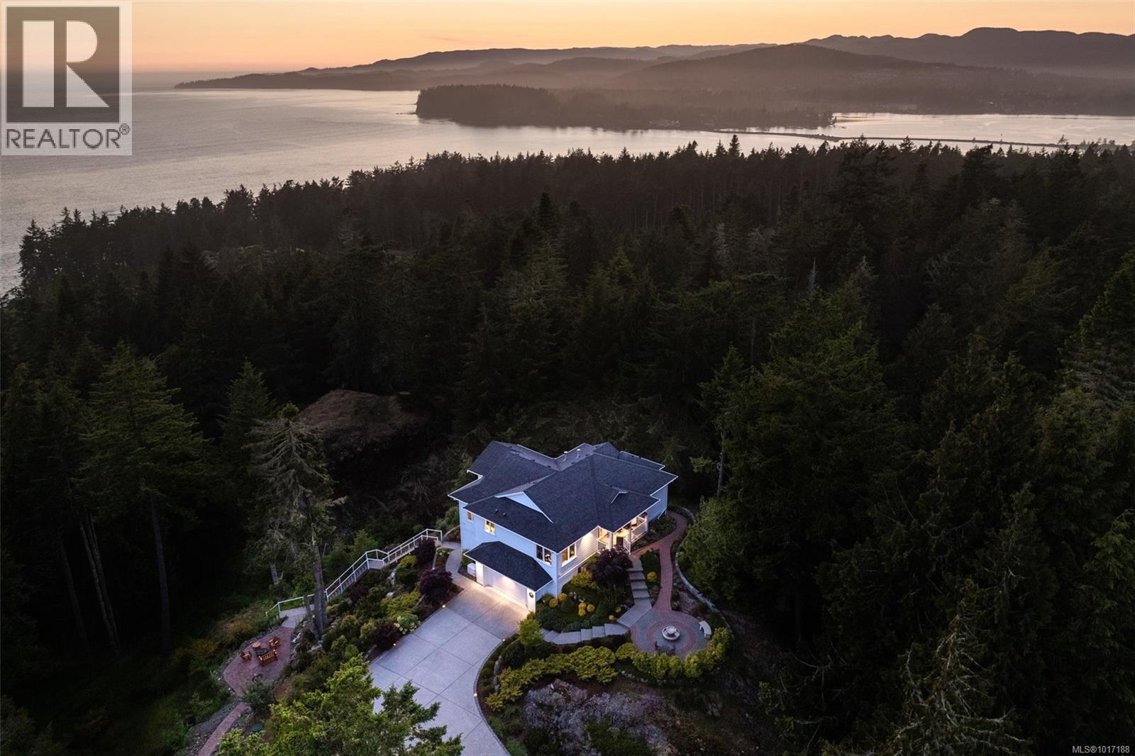  1210 Starlight Grove, Sooke