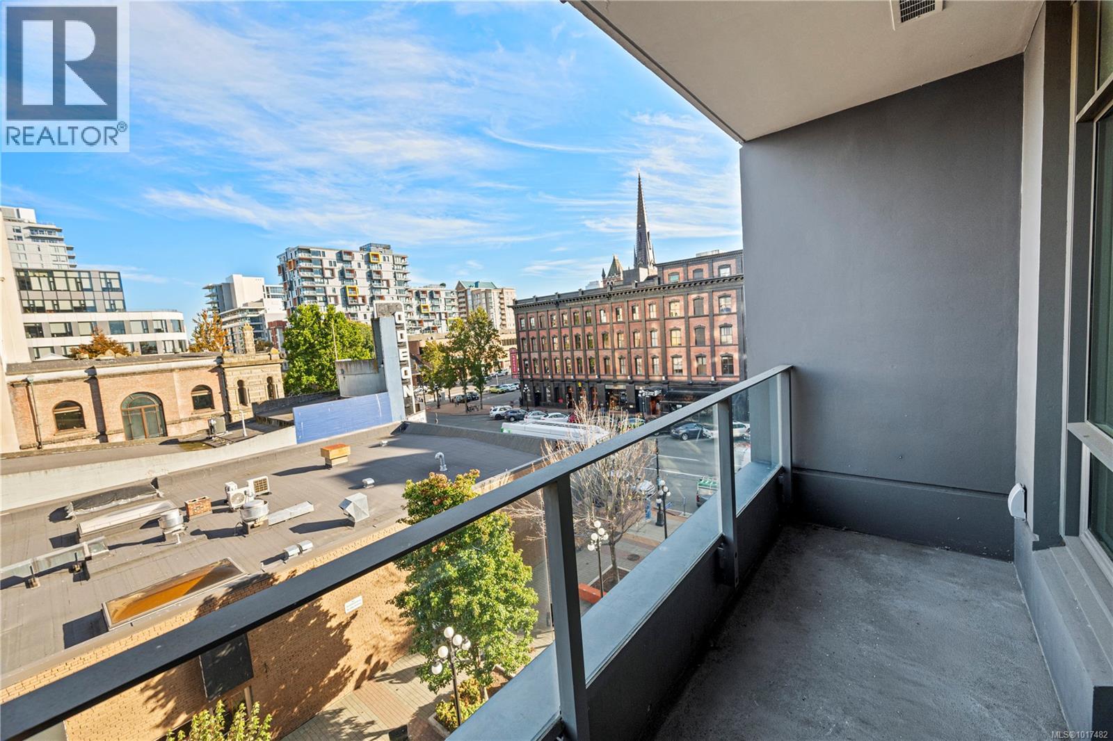 404 728 Yates Street, Victoria