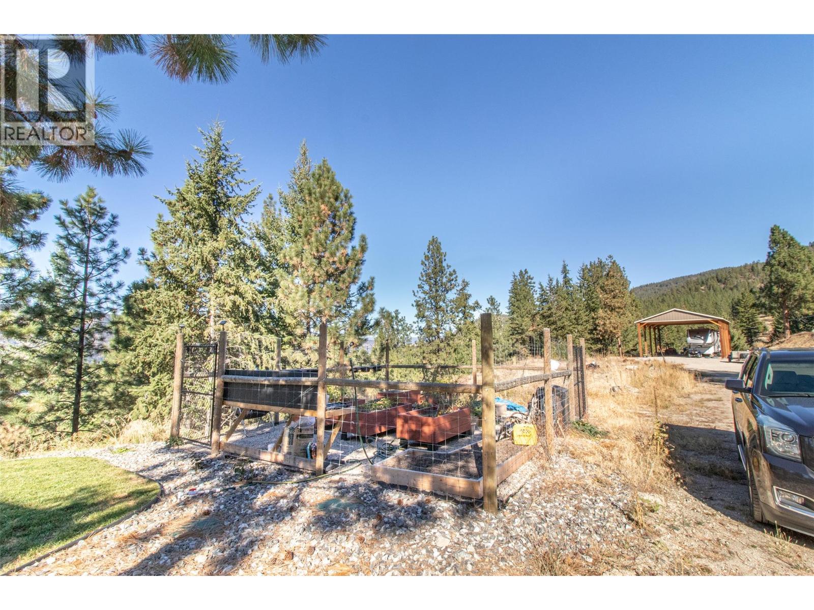  5532 Oyama Lake Road, Lake Country