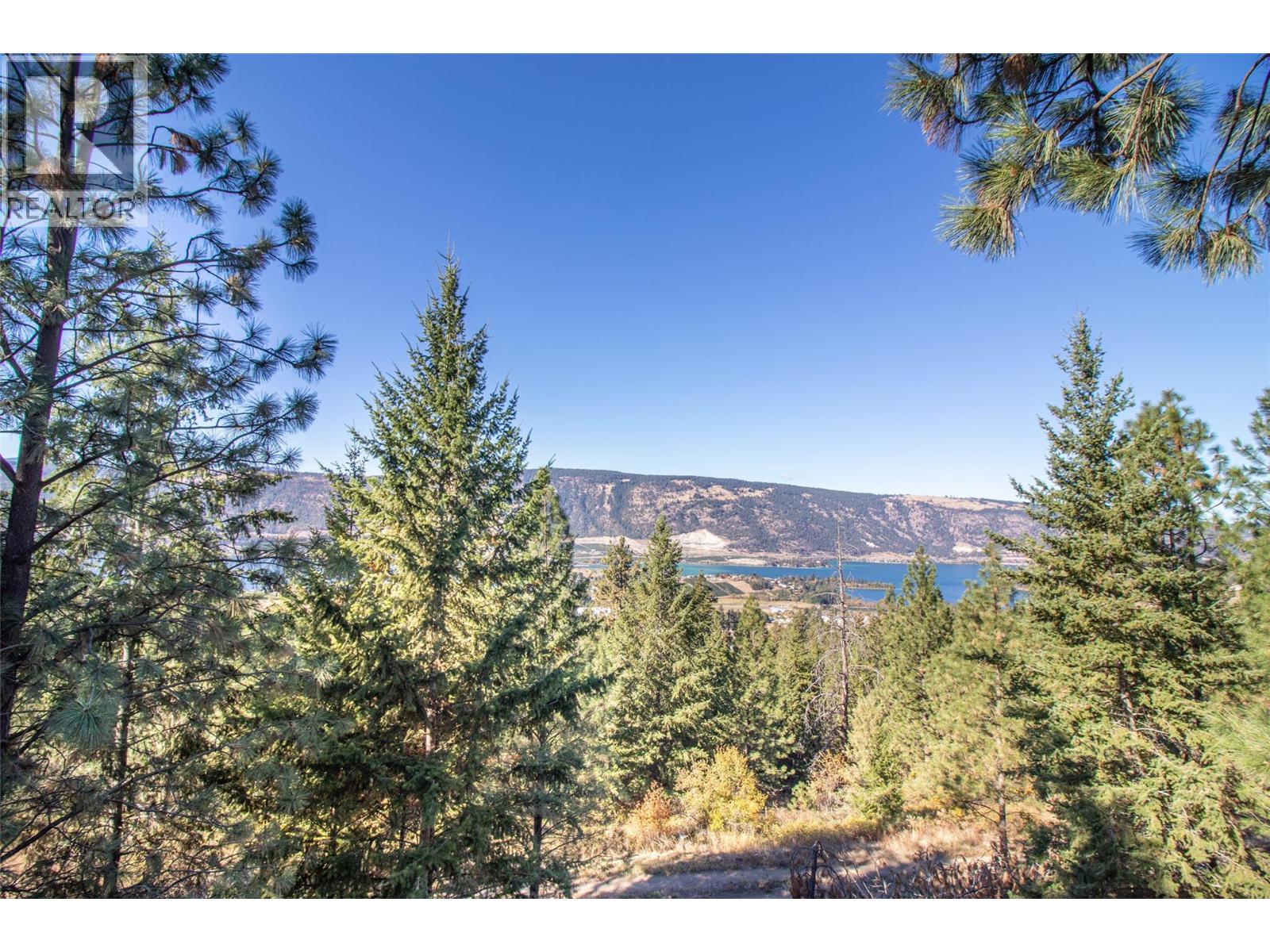  5532 Oyama Lake Road, Lake Country