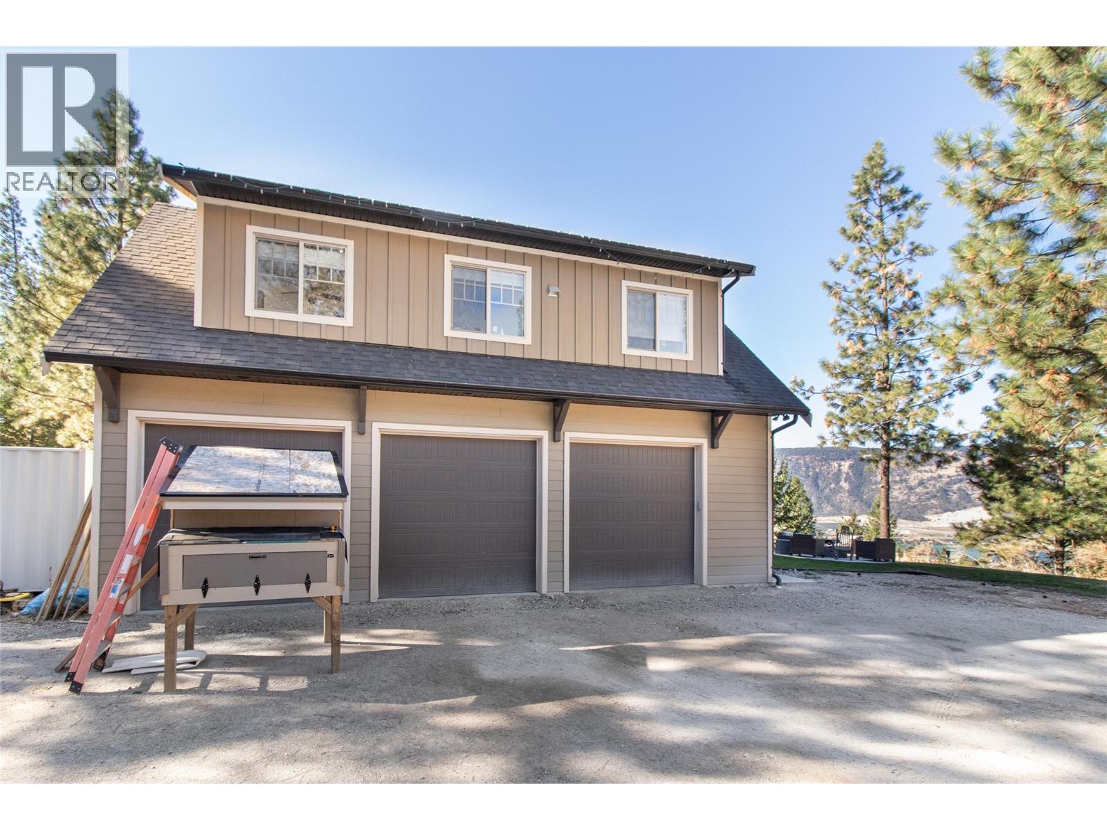  5532 Oyama Lake Road, Lake Country