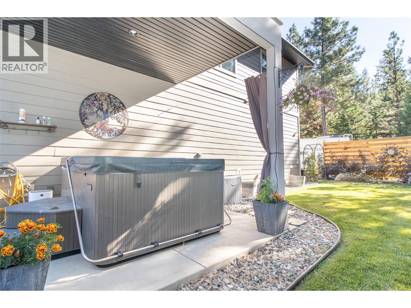  5532 Oyama Lake Road, Lake Country