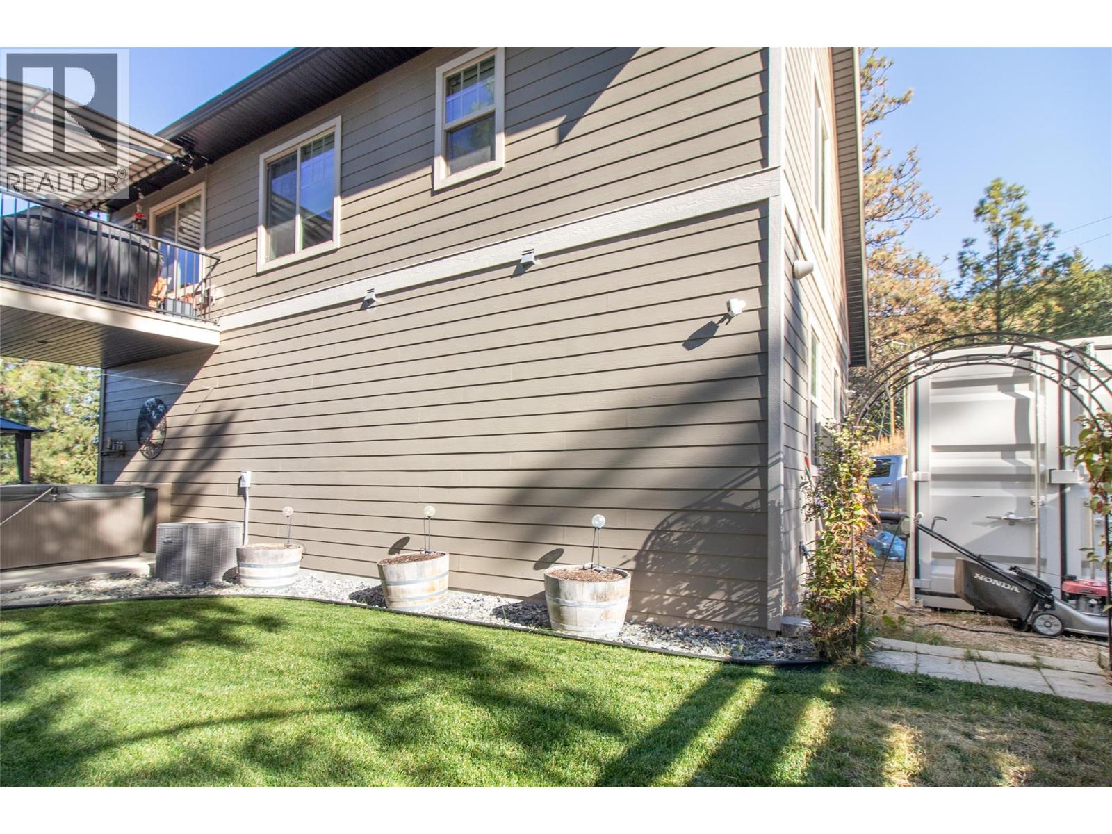  5532 Oyama Lake Road, Lake Country