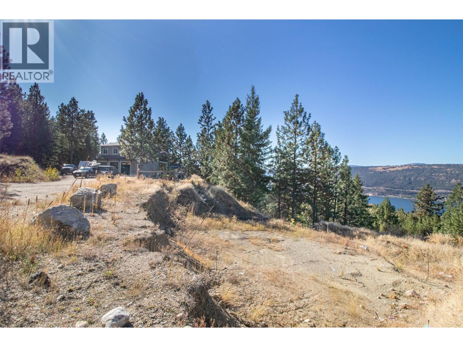  5532 Oyama Lake Road, Lake Country