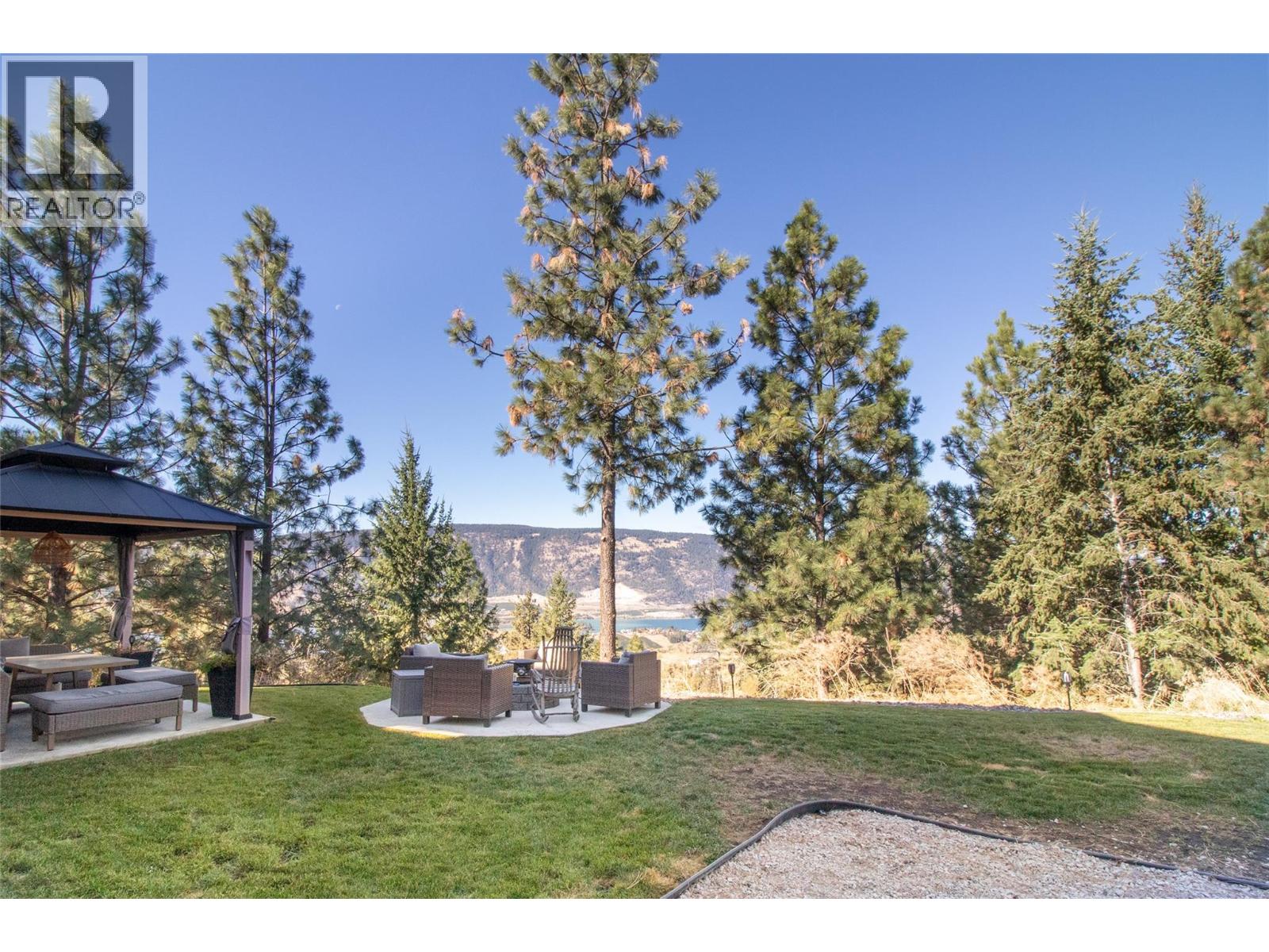  5532 Oyama Lake Road, Lake Country