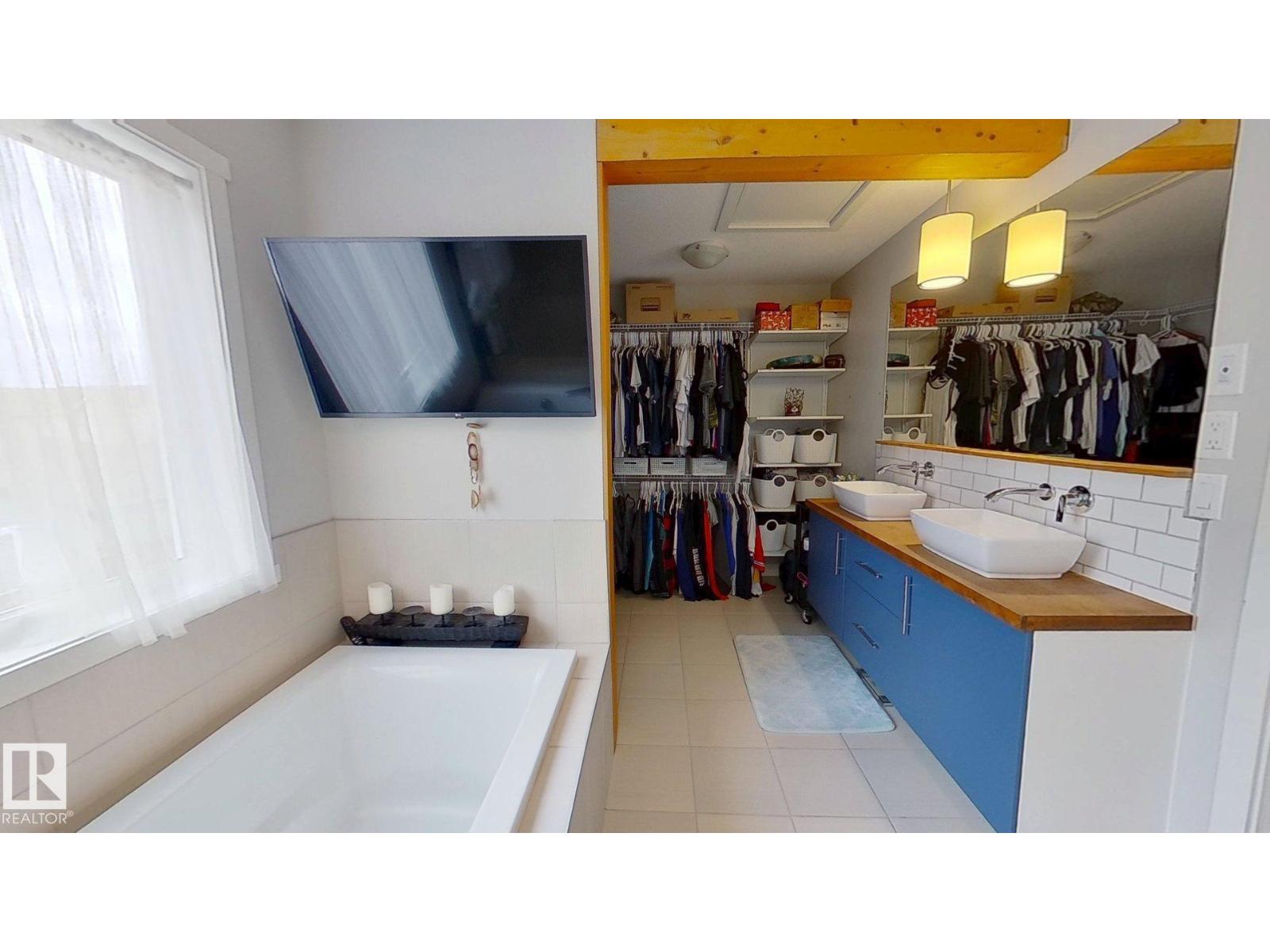 3456 CUTLER CR SW SW, Edmonton