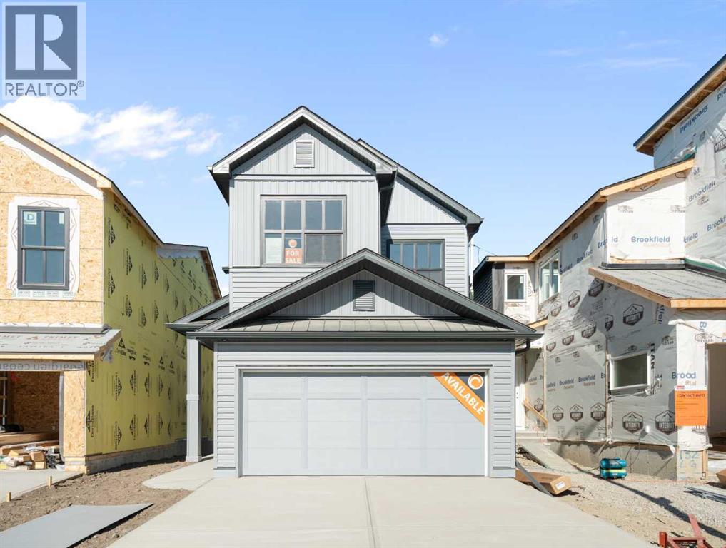 136 Lucas Gardens NW, Calgary, Alberta