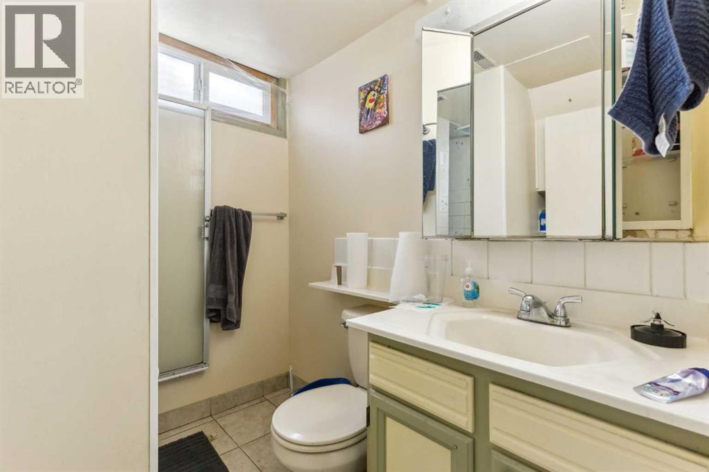 Single Family House Bungalow for Sale in   Avenue NE Winston Heights/Mountview Calgary 