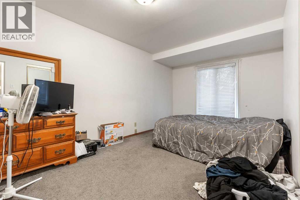 Single Family House Bungalow for Sale in   Avenue NE Winston Heights/Mountview Calgary 